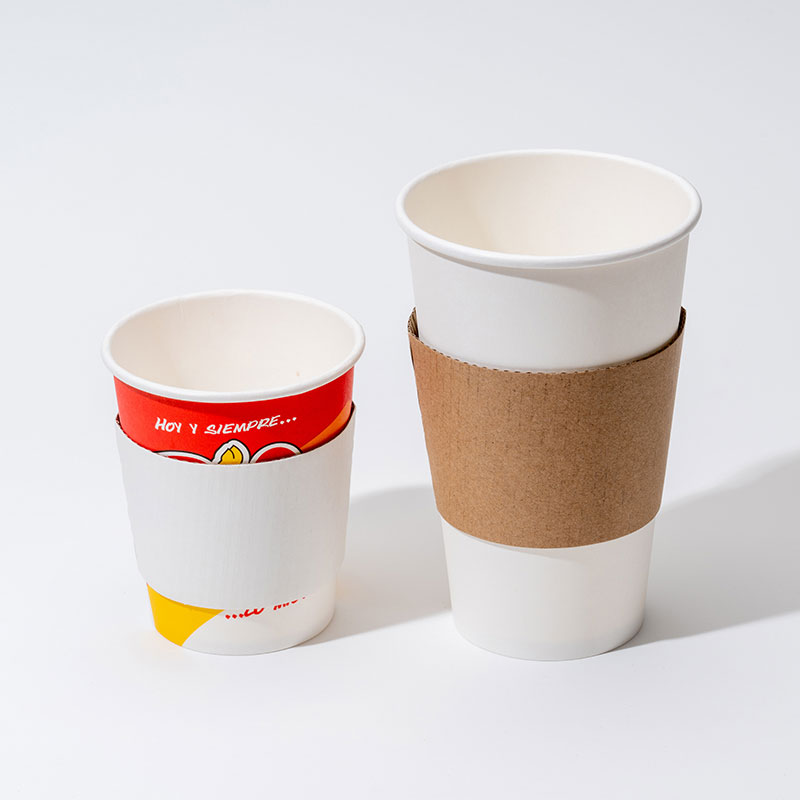 Biologisk nedbrydelige papirkop-ærmer til caféer